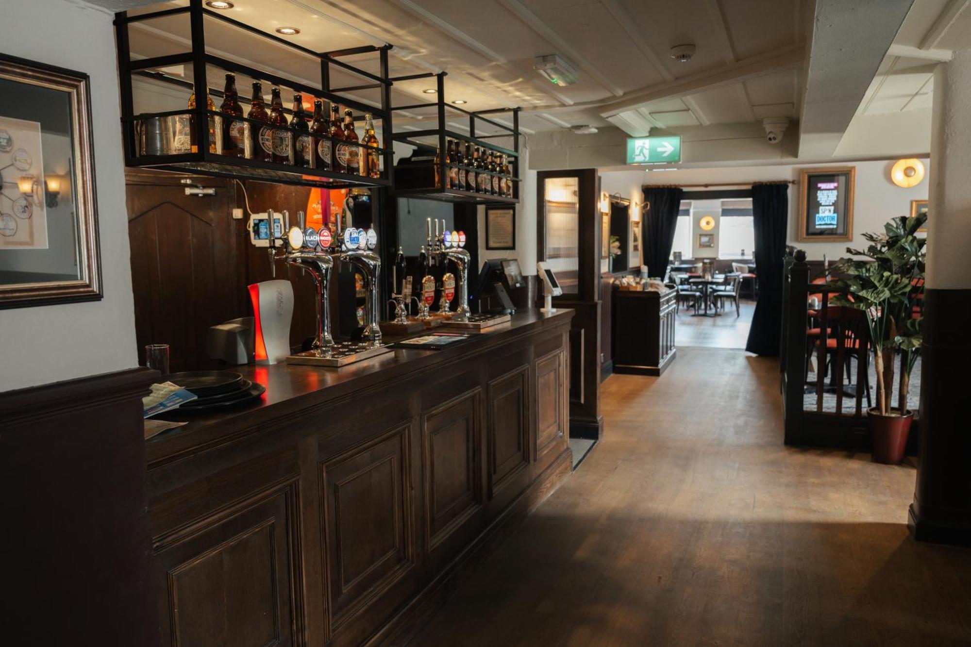 Black Dog Inn 볼턴 외부 사진