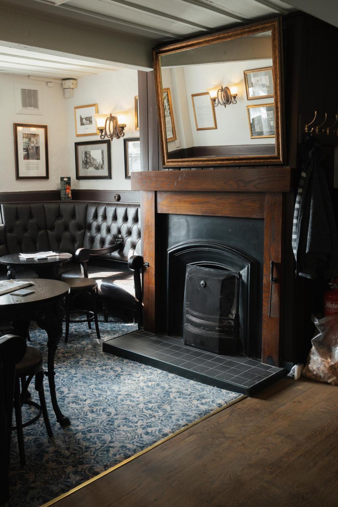 Black Dog Inn 볼턴 외부 사진